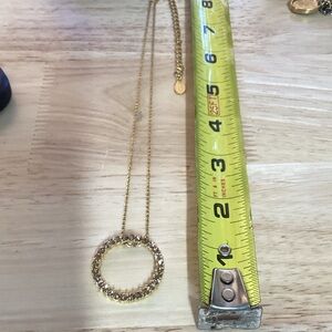 Elegant Gold Necklace with Crystal Accents